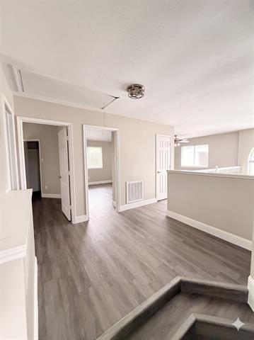 Photo - 6945 Hickory Creek