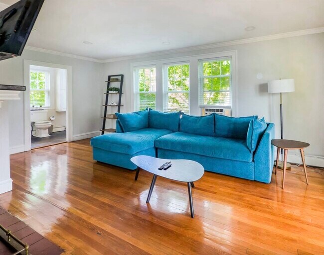 Building Photo - 65-67-67 St James Cir Unit 2