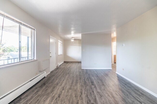 Photo - 1351 Xenia St