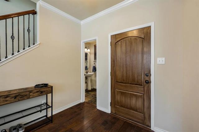 Photo - 5852 Clearwater Dr