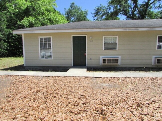 Building Photo - Close to Downtown Sumter Rental