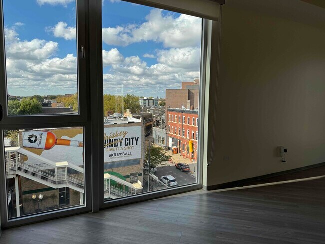 Photo - 1922 N Milwaukee Ave Unidad 506