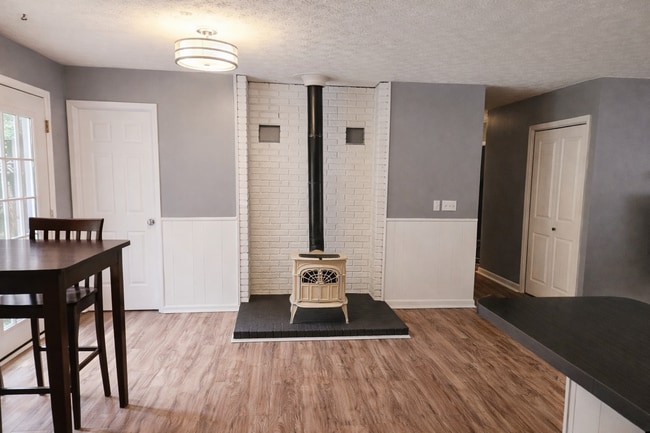 Photo - 939 Cambridge Dr