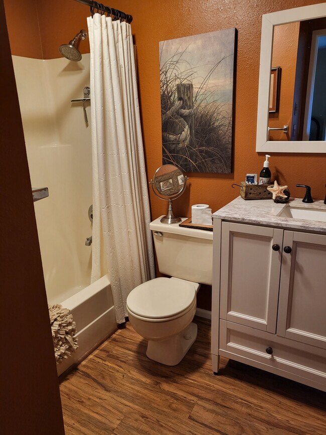 Photo - 2855 S Forrest St Unidad 106