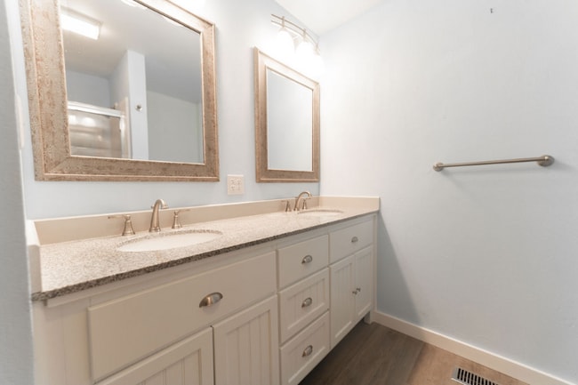 Photo - 1314 W Kirkwood Ave