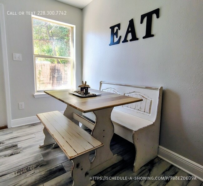 Photo - 229 Milray Ln