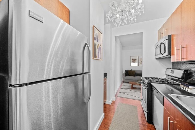 8 Liberty Pl Unit 13