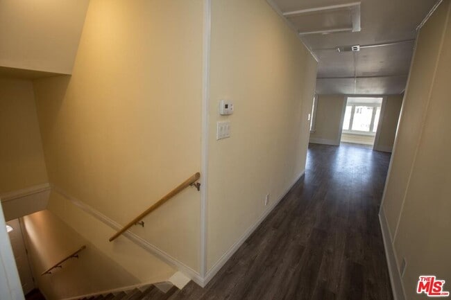 Photo - 1075 1/2 Leighton Ave