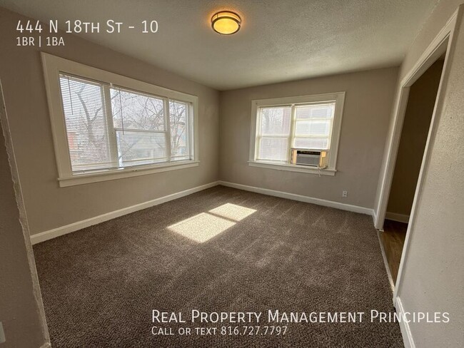 Building Photo - 444 N 18th St Unit 10