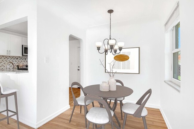 Photo - Move-in-ready Park Hill home with oversized yard for entertaining