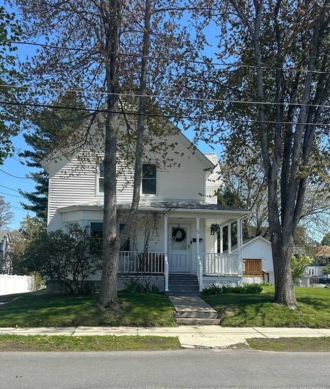 Building Photo - 22 2nd St Unit 1