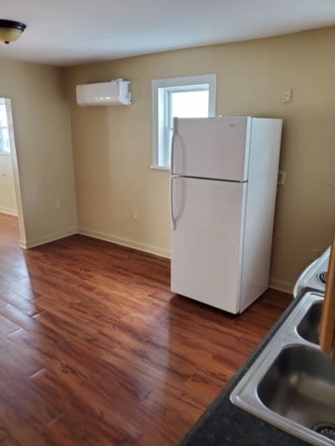 Photo - 432 S Franklin St