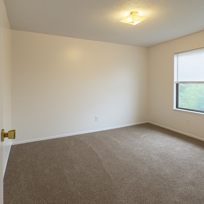 Photo - 2512 Elmwood Pkwy