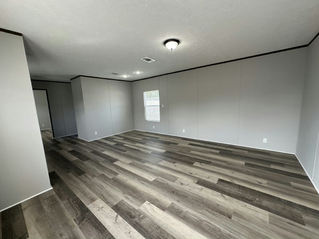 Building Photo - 13746 Kent State Ave