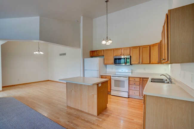 Building Photo - 24 Redtail Bend Rental
