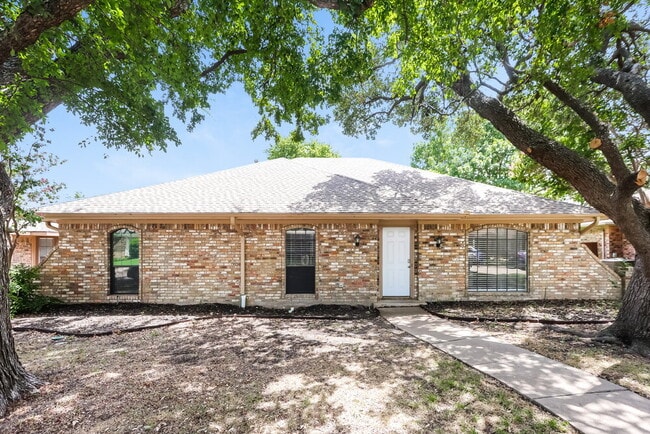 Building Photo - 1716 Belgrade Dr Rental