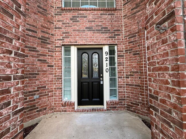 Photo - 9210 Memorial Grove Dr
