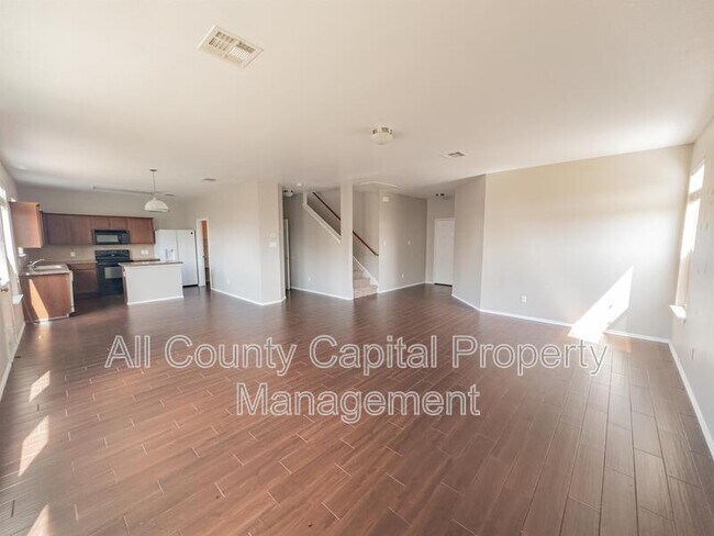 Photo - 9909 Fantail Ln