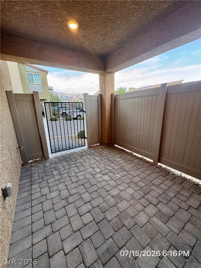 Photo - 7461 Opal Star St