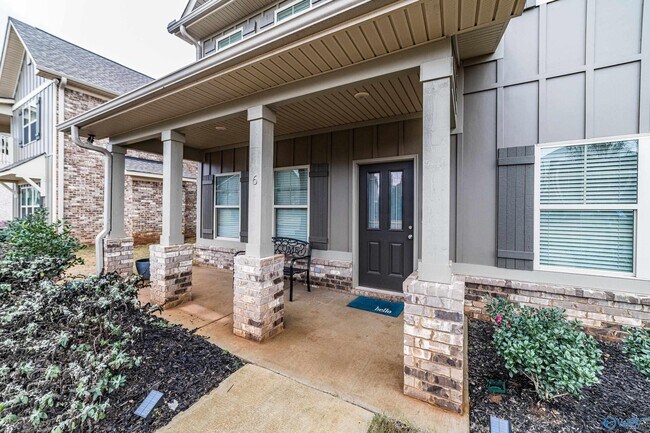 Photo - 6 Desert Oak Ct SW