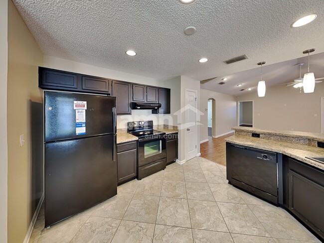 Photo - 3139 Wavering Ln