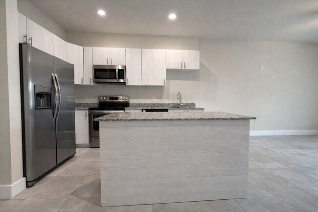 Photo - 3221-3409-3409 SW 8th Pl Unit 3303-  203