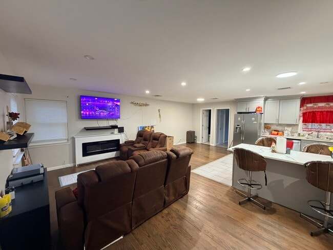 Photo - 10 Dunstan Dr