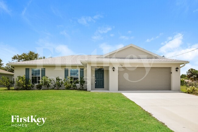 Building Photo - 1706 NW 26th St