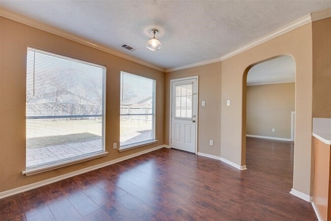 Building Photo - 6611 Amberfield Ln Rental