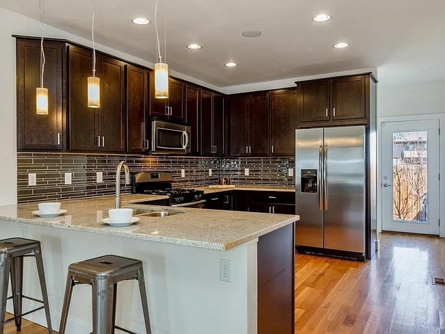 Photo - 1325 E 33rd Ave