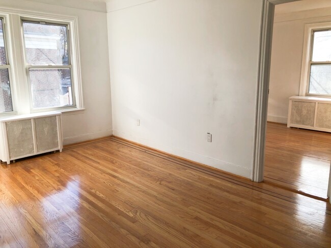 Photo - 6320 Haring St Unidad 2R