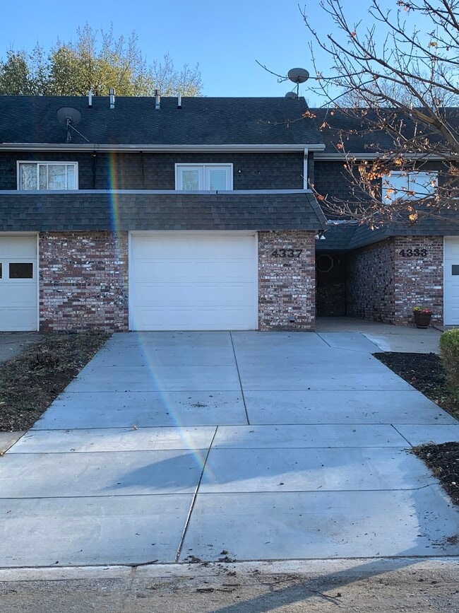 Photo - 4337 Edison Cir