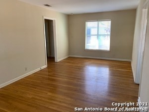Photo - 111 Laddie Pl