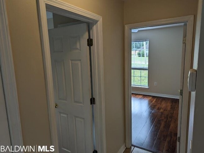 Photo - 12971 Labradors Run