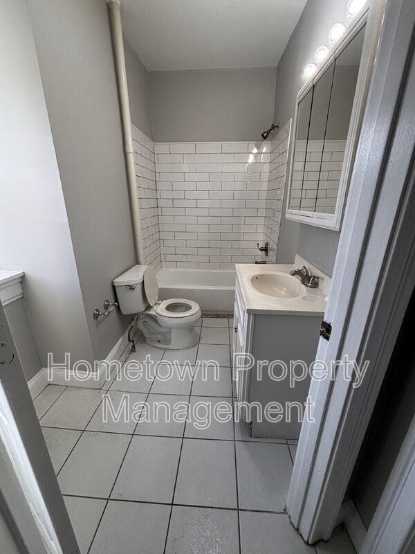 Photo - 69 Main St Unit APT E