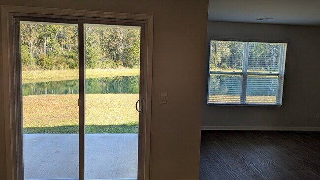 Photo - 473 Coconut Dr