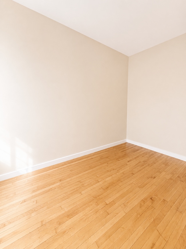 Photo - 2641 W Haddon Ave Unit 3R