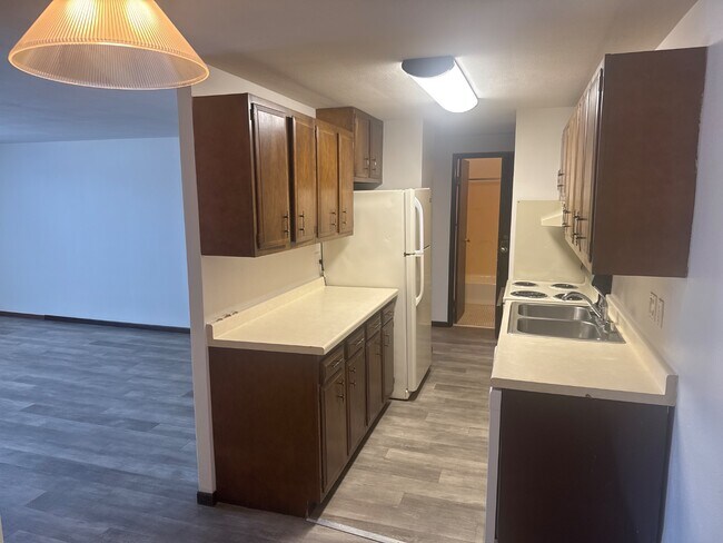 Photo - 5858 Anthony Pl