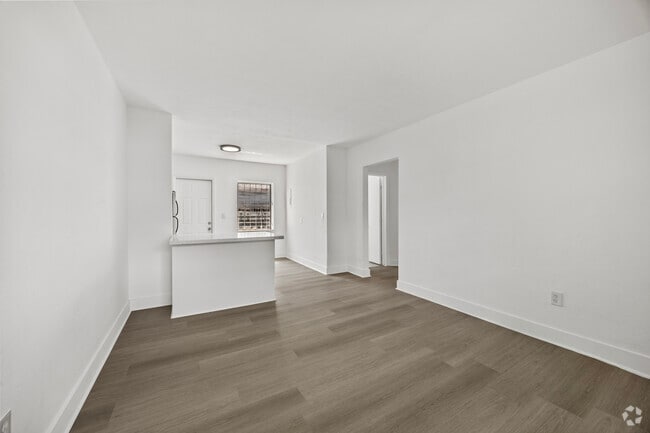 Building Photo - 171 NW 56th St Unit 1 Rental