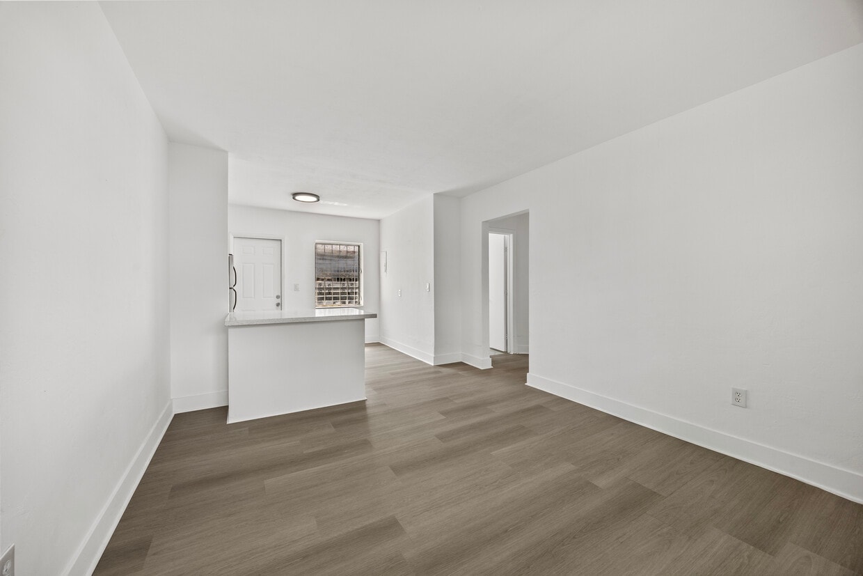 Photo - 171 NW 56th St (Miami, FL)