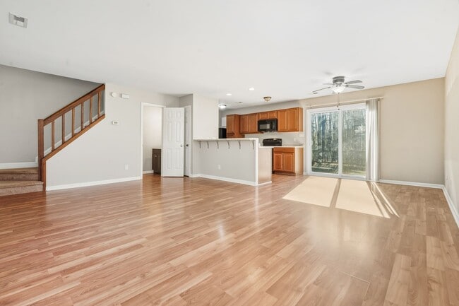 Photo - 2be /1.5ba Duplex Near Downtown Cary