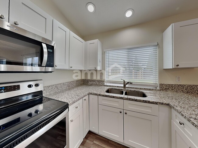 Photo - 16605 Sadie Ave