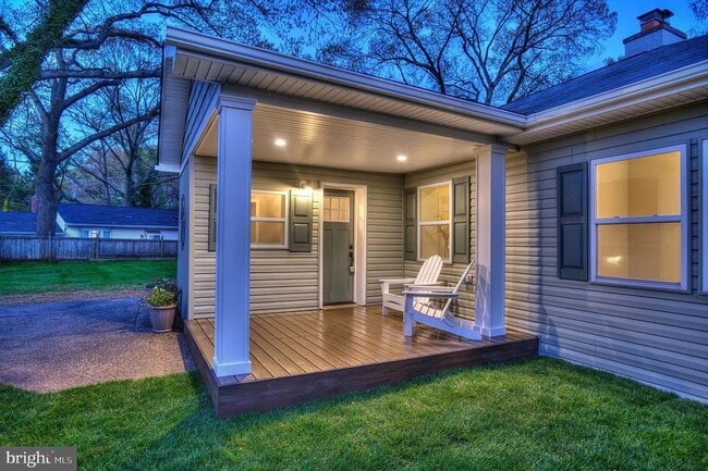 Photo - 211 Sillery Bay Rd