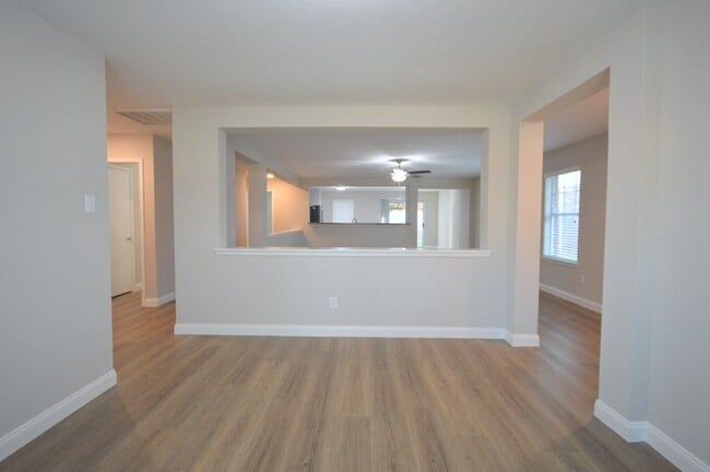 Photo - 21207 Bridge Springs Ln