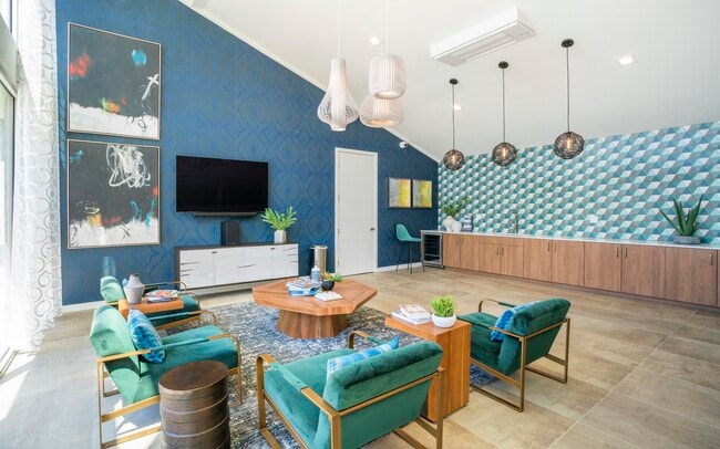 Vercanta Newport Beach