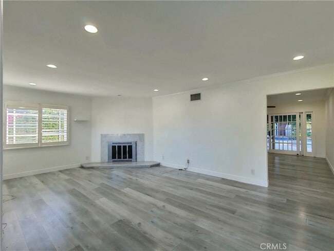 7049 Semrad Rd