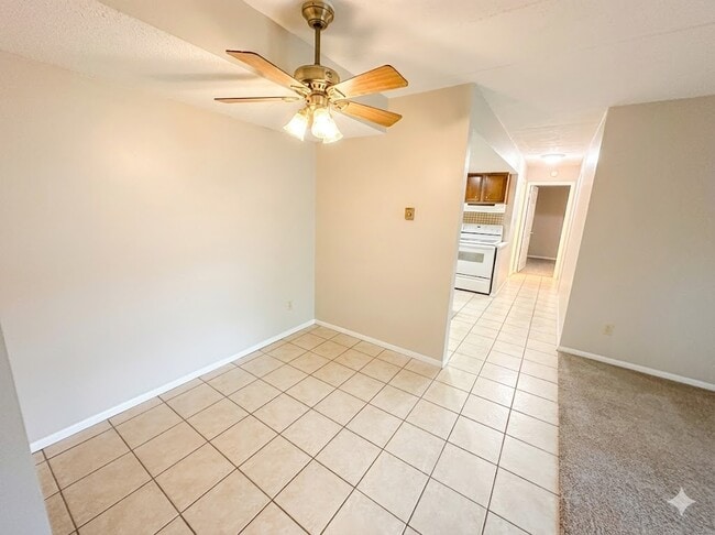 Photo - 956 S Lincoln St Unit 956.5