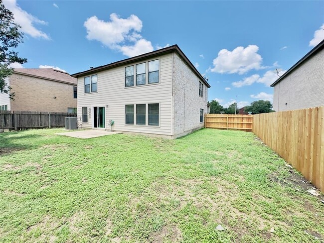 Photo - 1900 Grassland Dr