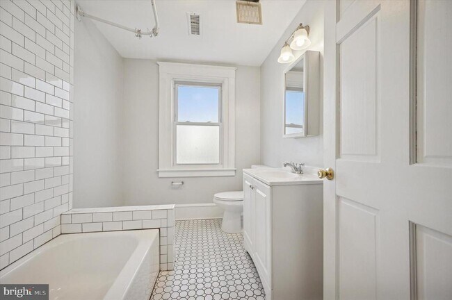 Photo - 1609 Upland Ave