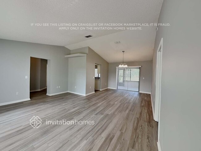 Photo - 5517 Highlands Vue Ln